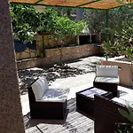 Stone House Oreb *