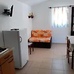 Stone House Oreb *